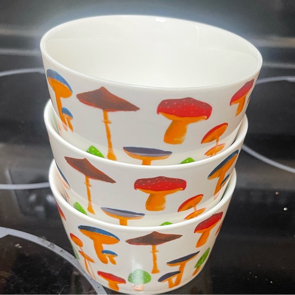 Mushroom cups - Picture 1 of 3